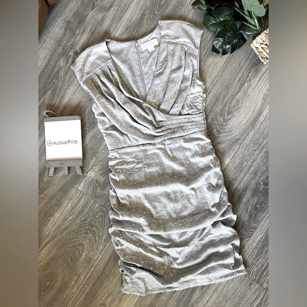 Jessica Simpson Gray Sequined Cap Sleeve Faux Wrap Surplice Dress. Size 6